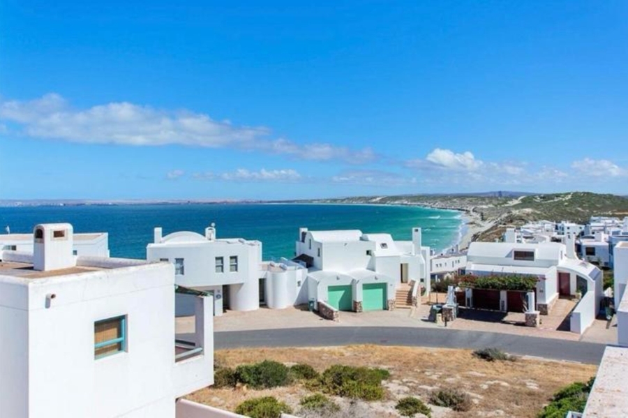 6 Bedroom Property for Sale in Paradise Beach Western Cape